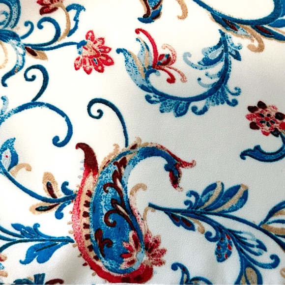 Zac & Rachel Floral Paisley Blouse White, Blue, & Red Tunic Top Size M - Picture 10 of 10